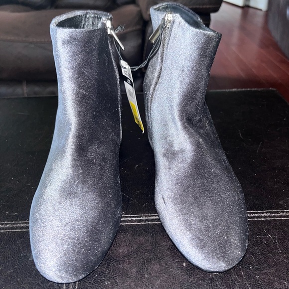 Woman boot - Picture 2 of 2